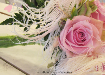 Un bouquet creativo e romantico